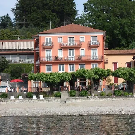 Hotel Riva 3*