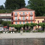 Отель Riva 3*