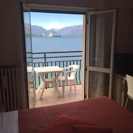 Riva Hotel 3*